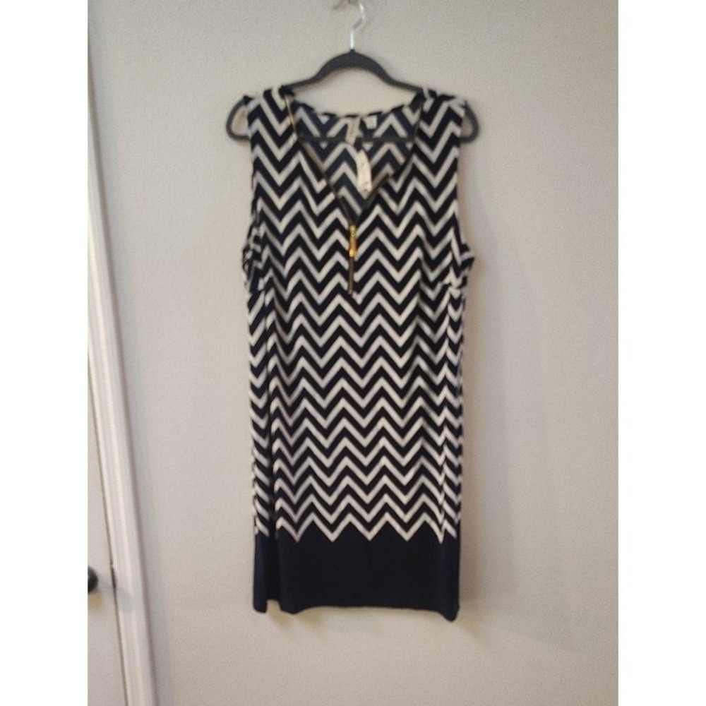 Tacera Womens 2X Navy Blue‎ White Chevron Sleeveless Zip V-Neck Shift Dress NWT